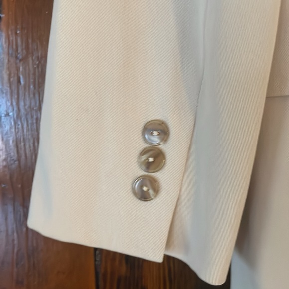 Gorgeous Max Mara, lightweight jacket, absolutely stunning, and classic - Picture 6 of 8